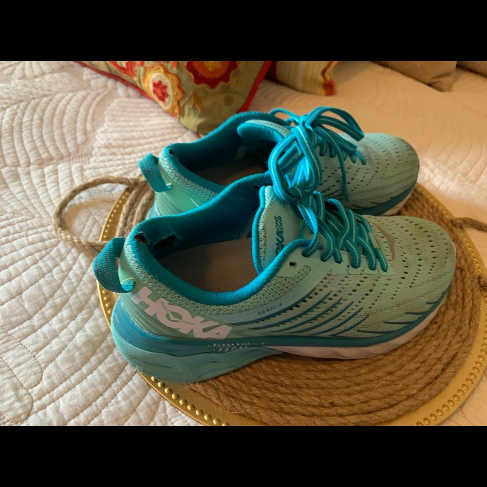 Hoka women’s shoes
